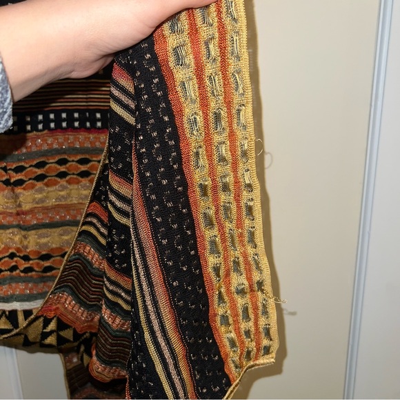 Missoni Patterned Beautiful Scarf - Picture 7 of 16